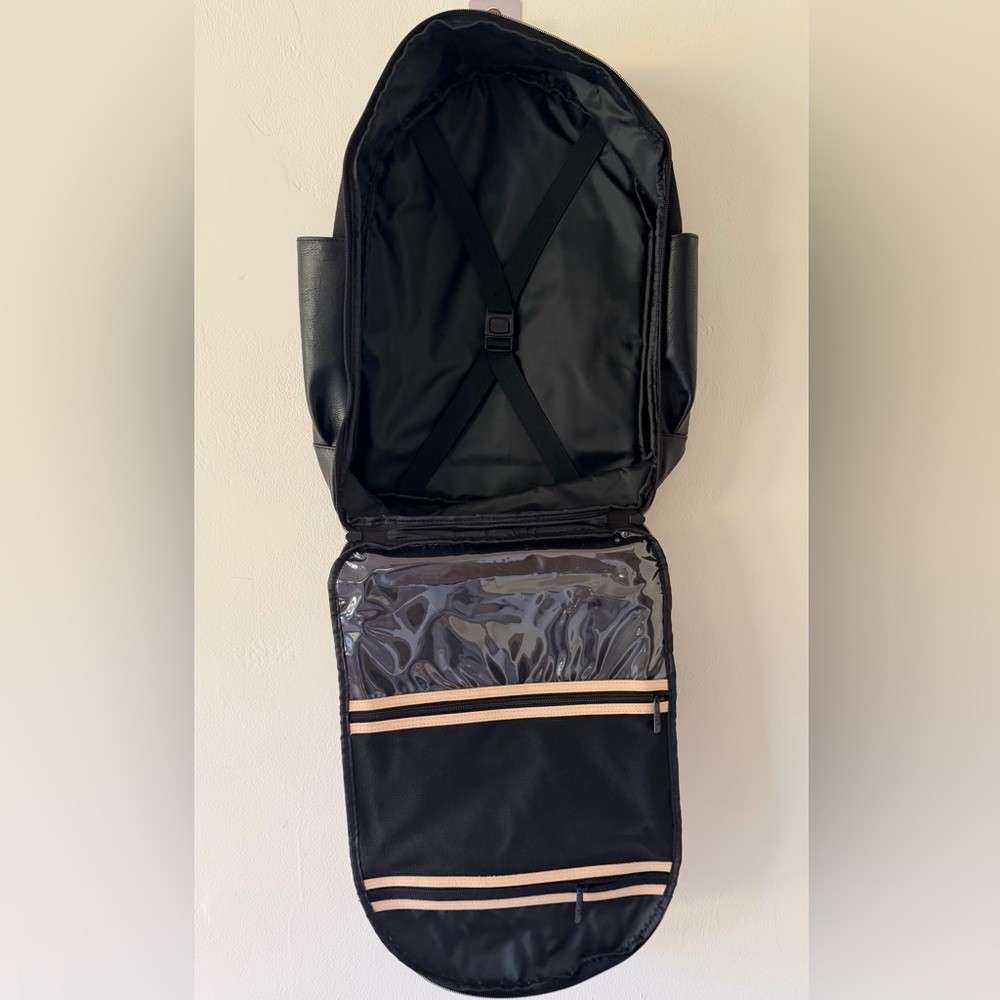 BEIS THE TRAVEL BACKPACK IN BLACK - Picture 7 of 9